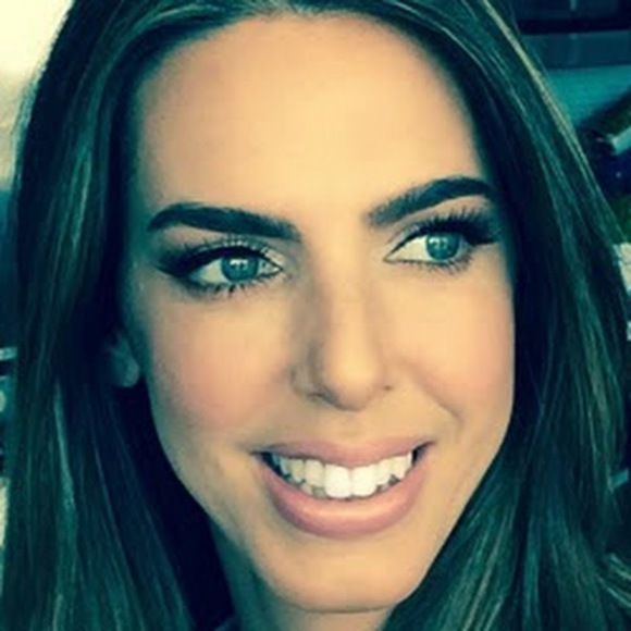 Meet your Posher, Patricia - Picture 1 of 1